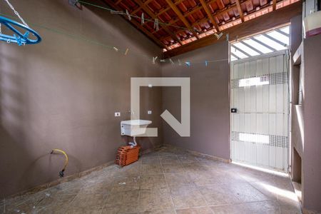 Casa para alugar com 100m², 2 quartos e 2 vagasÁrea de Serviço