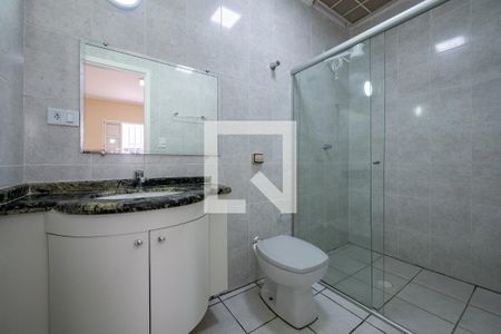 Banheiro da Suíte 1 de casa para alugar com 2 quartos, 100m² em Vila do Encontro, São Paulo