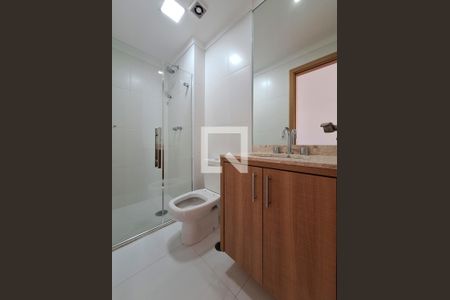 Banheiro de apartamento à venda com 2 quartos, 76m² em Santana, São Paulo