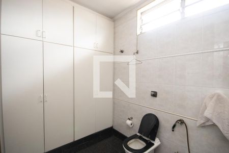 Casa à venda com 200m², 5 quartos e 3 vagas Casa à venda com 200m², 5 quartos e 3 vagasBanheiro do Quarto 2