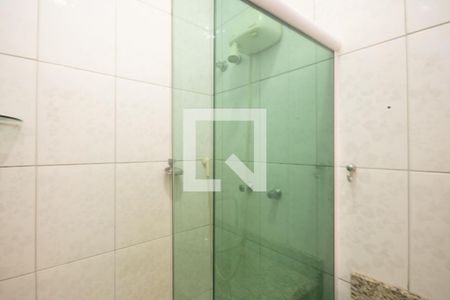 Casa à venda com 200m², 5 quartos e 3 vagas Casa à venda com 200m², 5 quartos e 3 vagasBanheiro Edícula