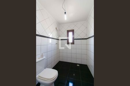 Casa à venda com 400m², 5 quartos e 3 vagas Casa à venda com 400m², 5 quartos e 3 vagasBanheiro Quarto 2