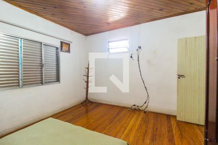 Quarto de casa para alugar com 1 quarto, 150m² em Vila Carmosina, São Paulo