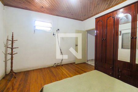 Quarto de casa para alugar com 1 quarto, 150m² em Vila Carmosina, São Paulo