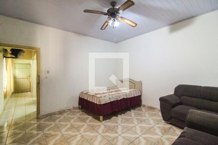 Sala de casa para alugar com 1 quarto, 150m² em Vila Carmosina, São Paulo