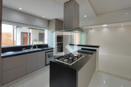 Casa à venda com 283m², 4 quartos e 2 vagasCozinha