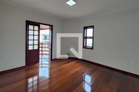 Casa à venda com 283m², 4 quartos e 2 vagasQuarto 2