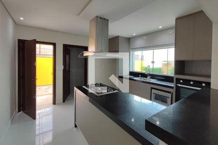 Casa à venda com 283m², 4 quartos e 2 vagasCozinha