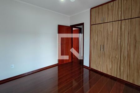 Casa à venda com 283m², 4 quartos e 2 vagasQuarto 3