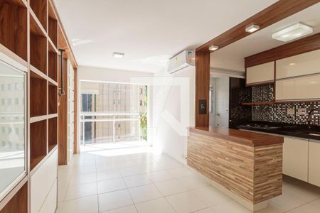 Sala de apartamento para alugar com 1 quarto, 47m² em Indianópolis, São Paulo