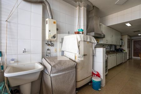 Apartamento à venda com 139m², 3 quartos e 2 vagasÁrea de Serviço