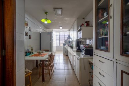 Apartamento à venda com 139m², 3 quartos e 2 vagasCozinha
