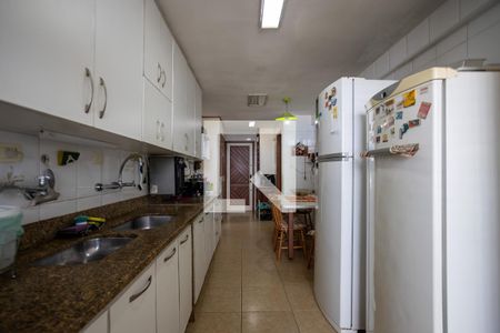 Apartamento à venda com 139m², 3 quartos e 2 vagasCozinha