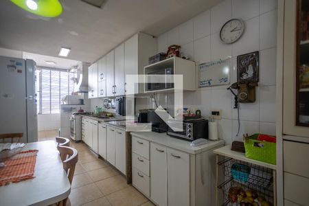 Apartamento à venda com 139m², 3 quartos e 2 vagasCozinha