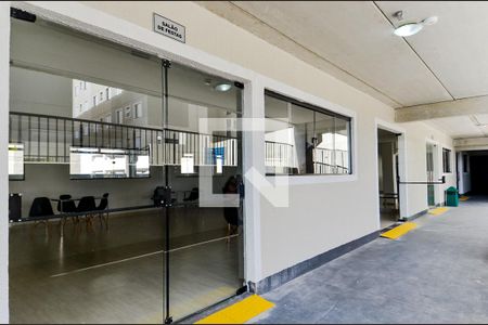 Apartamento para alugar com 38m², 2 quartos e 1 vagaÁrea comum - Salão de festas