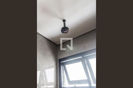 Casa de condomínio à venda com 380m², 3 quartos e 4 vagas Casa de condomínio à venda com 380m², 3 quartos e 4 vagasDetalhe do Banheiro da Suite