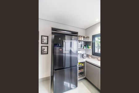 Casa de condomínio à venda com 380m², 3 quartos e 4 vagas Casa de condomínio à venda com 380m², 3 quartos e 4 vagasDetalhe da cozinha