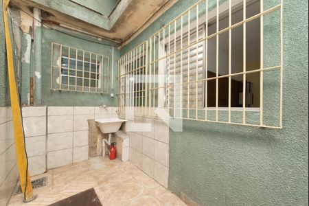 Casa para alugar com 62m², 2 quartos e sem vagaLavanderia - Quintal