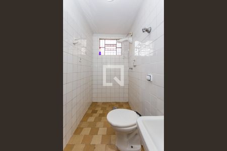 Casa para alugar com 656m², 3 quartos e 3 vagas Casa para alugar com 656m², 3 quartos e 3 vagasBanheiro Social