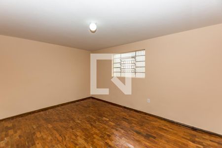 Casa para alugar com 656m², 3 quartos e 3 vagas Casa para alugar com 656m², 3 quartos e 3 vagasQuarto 3