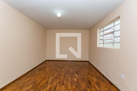 Casa para alugar com 656m², 3 quartos e 3 vagas Casa para alugar com 656m², 3 quartos e 3 vagasQuarto 3