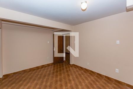 Casa para alugar com 656m², 3 quartos e 3 vagas Casa para alugar com 656m², 3 quartos e 3 vagasSala 2