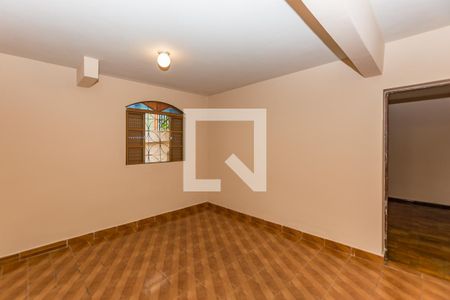 Casa para alugar com 656m², 3 quartos e 3 vagas Casa para alugar com 656m², 3 quartos e 3 vagasSala 2