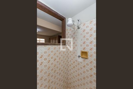 Casa para alugar com 656m², 3 quartos e 3 vagas Casa para alugar com 656m², 3 quartos e 3 vagasBanheiro da Suíte 2