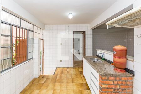 Casa para alugar com 656m², 3 quartos e 3 vagas Casa para alugar com 656m², 3 quartos e 3 vagasCozinha