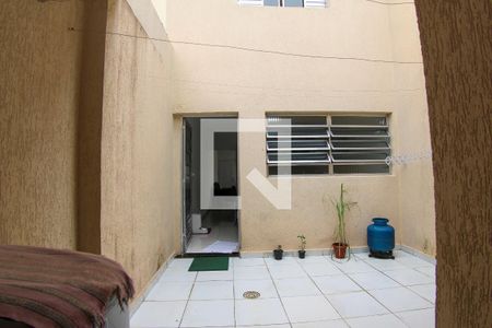 Casa à venda com 88m², 2 quartos e 1 vagaÁrea de Serviço