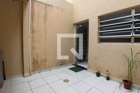 Casa à venda com 88m², 2 quartos e 1 vagaÁrea de Serviço