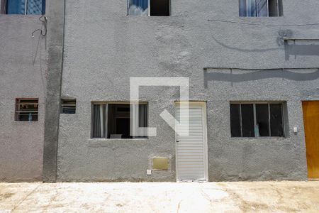 Studio para alugar com 25m², 1 quarto e sem vagaEntrada 