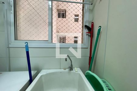 Apartamento à venda com 64m², 2 quartos e 1 vagaÁrea de Serviço