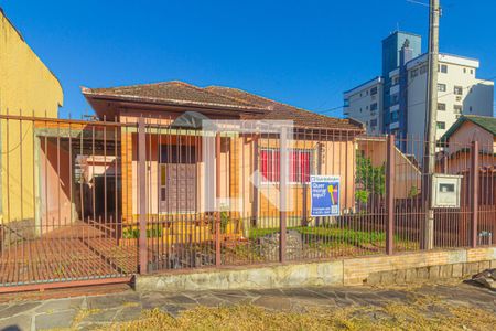 Casa à venda com 160m², 2 quartos e 4 vagasFachada