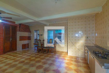 Casa à venda com 160m², 2 quartos e 4 vagasCozinha e varanda gourmet