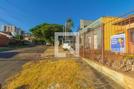 Casa à venda com 160m², 2 quartos e 4 vagasPlaquinha instalada/vista da rua