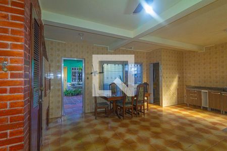 Casa à venda com 160m², 2 quartos e 4 vagasCozinha e varanda gourmet