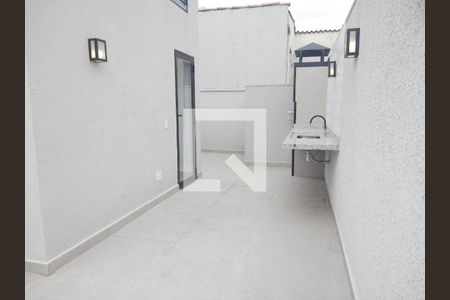 Casa à venda com 95m², 2 quartos e 1 vaga