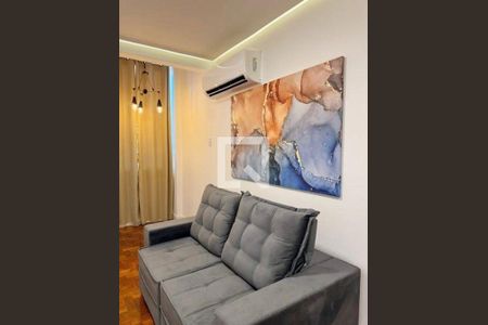Apartamento à venda com 77m², 3 quartos e sem vaga