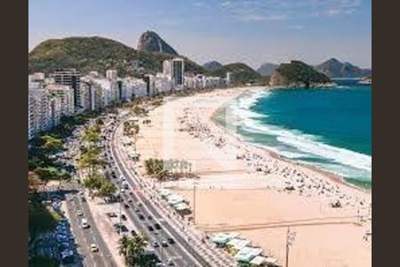 Apartamento à venda com 77m², 3 quartos e sem vaga