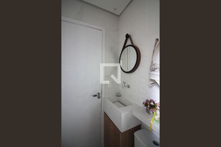 Casa à venda com 165m², 3 quartos e 2 vagasBanheiro Social 2