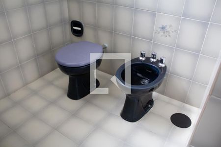 Apartamento à venda com 243m², 3 quartos e 2 vagasBanheiro da Suíte