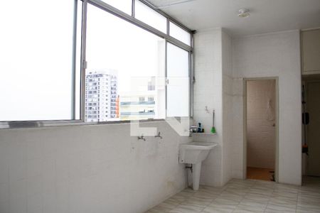 Apartamento à venda com 243m², 3 quartos e 2 vagasÁrea de Serviço