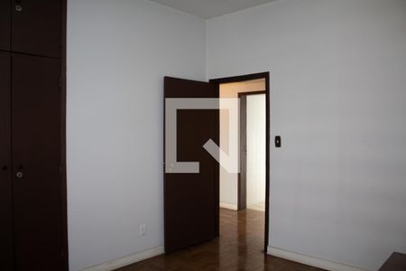 Apartamento à venda com 243m², 3 quartos e 2 vagasQuarto 1