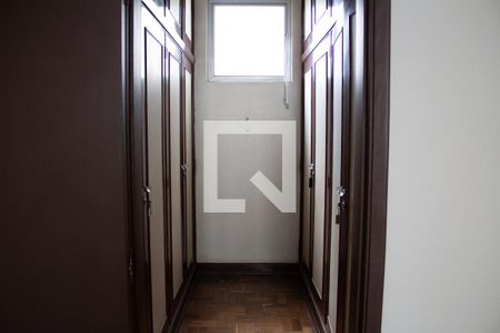 Apartamento à venda com 243m², 3 quartos e 2 vagasCloset da Suíte