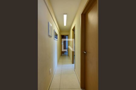 Apartamento para alugar com 72m², 2 quartos e 2 vagasCorredor