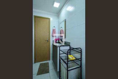 Apartamento para alugar com 72m², 2 quartos e 2 vagasBanheiro