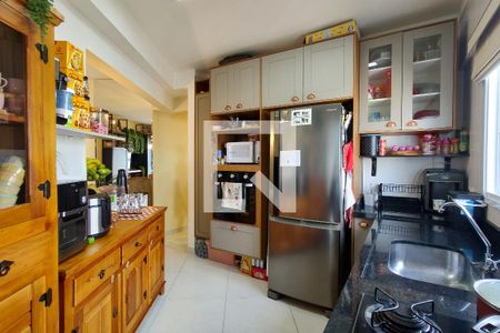 Apartamento para alugar com 72m², 2 quartos e 2 vagasCozinha