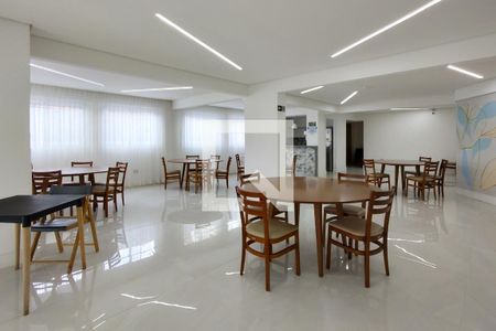 Apartamento para alugar com 72m², 2 quartos e 2 vagasÁrea comum - Salão de festas