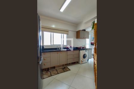 Apartamento para alugar com 72m², 2 quartos e 2 vagasCozinha